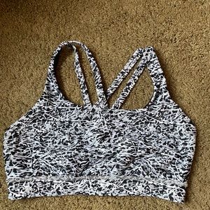 Lululemon energy bra size 6